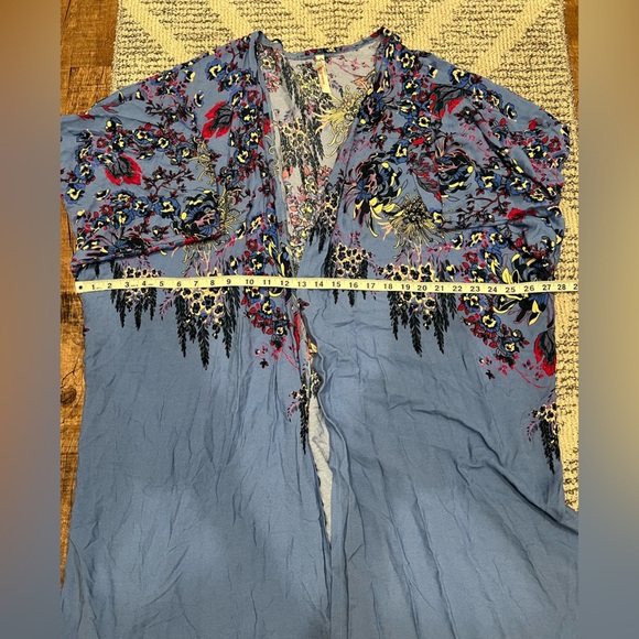 Intimately by Free People Floral bohemian Kimono - Picture 9 of 11